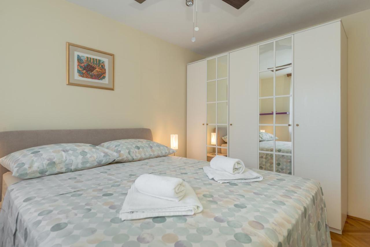 Villa Lille Trogir Ngoại thất bức ảnh