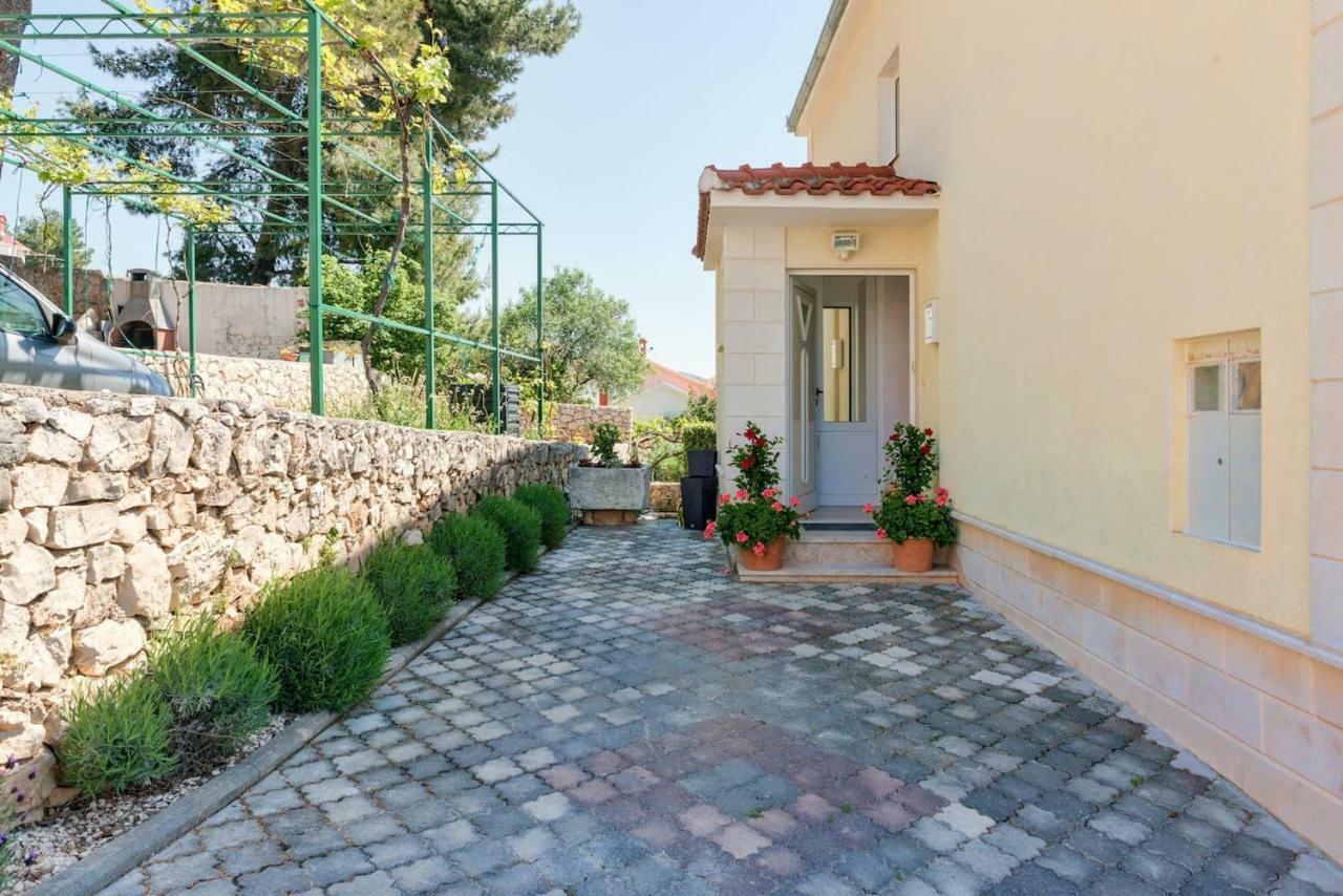 Villa Lille Trogir Ngoại thất bức ảnh