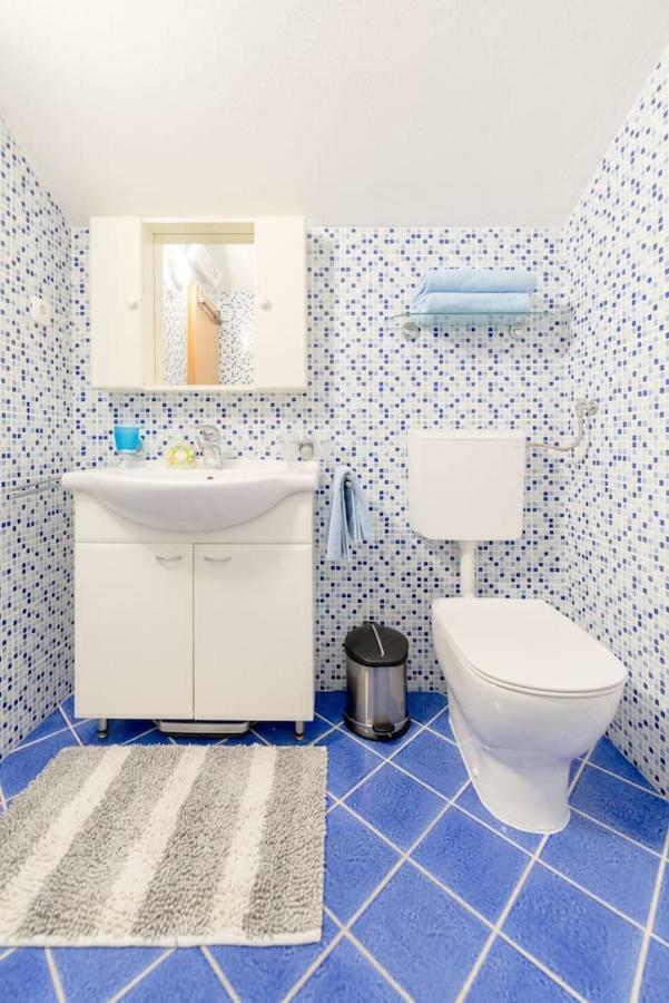 Villa Lille Trogir Ngoại thất bức ảnh